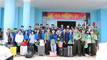 Kiên Giang: Hàng trăm thí sinh vượt trùng biển khơi để dự kỳ thi quan trọng