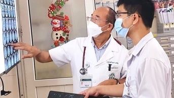 Hai bệnh viện hạng đặc biệt tăng cường nhân lực cho mở rộng điều trị