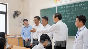 레탄롱 부총리, 하이퐁 졸업시험 전 학생들에게 조언