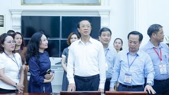 Thi tốt nghiệp THPT 2025: Một kỳ thi có 2 quy chế, 2 bộ đề