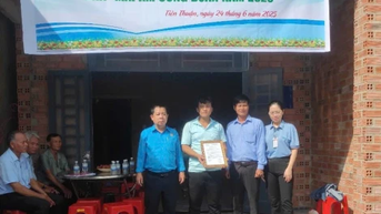 Bến Cầu: Trao "Mái ấm công đoàn" cho đoàn viên hoàn cảnh khó khăn