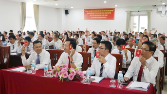 Hành trình đổi mới, phát triển xanh, bền vững