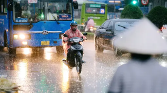 Thời tiết hôm nay 25/6: Áp thấp nhiệt đới ở Biển Đông, Nam Bộ chiều tối mưa to đến rất to