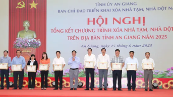 An Giang: Xóa hơn 3.100 căn nhà tạm, dột nát giúp người nghèo an cư, lạc nghiệp