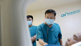 Cứu sống người bệnh Campuchia nguy kịch vì nhiễm vi khuẩn ăn thịt người