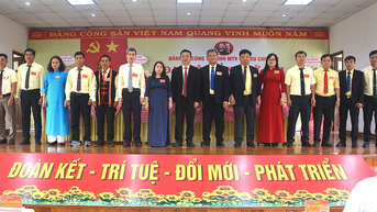 Cao su Chư Păh phấn đấu thu nhập bình quân đạt hơn 11 triệu đồng/người/tháng