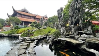 18.491 ngôi chùa cùng cử chuông, trống cầu nguyện Quốc thái dân an vào 1-7