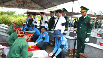 Kiên Giang: Truy điệu, an táng 32 hài cốt liệt sĩ quân tình nguyện, chuyên gia Việt Nam