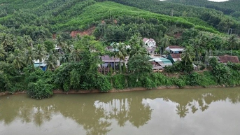 ទន្លេនៃកុមារភាព