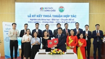 Chủ động tiên phong tiến hành ‘kiểm tra kép vì sức khỏe người dân và khách hàng’
