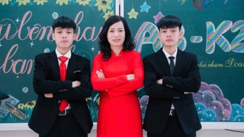 Gặp gỡ hai anh em sinh đôi đỗ thủ khoa và á khoa lớp chuyên Lý
