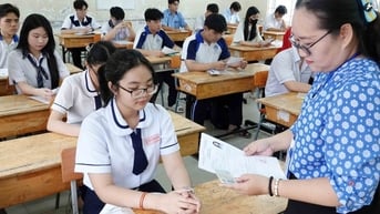 Thí sinh cả nước bước vào  'kỳ thi lịch sử'