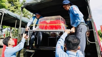Long An: Đón 106 hài cốt liệt sĩ, quân tình nguyện Việt Nam hy sinh tại Campuchia