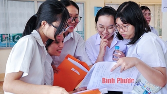 បេក្ខជន Binh Phuoc បិទរដូវកាលប្រឡងដែលមិនអាចបំភ្លេចបាន។