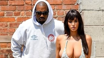 Nội y làm từ kẹo tốn 6,5 tỷ đồng của vợ Kanye West bị chỉ trích