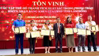 Khai mạc Chương trình Hành trình đỏ -Tôn vinh người hiến máu tiêu biểu năm 2025