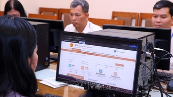 Ban hành Sổ tay hướng dẫn triển khai Kế hoạch số 02 về thúc đẩy chuyển đổi số liên thông, đồng bộ