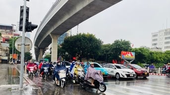 Mưa vừa, mưa to tiếp diễn ở Hà Nội và nhiều khu vực