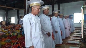 Những sắc màu lễ hội người Chăm