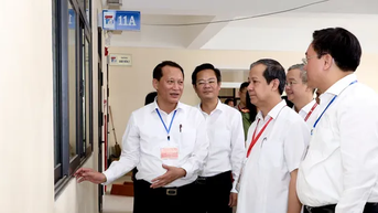 Bộ trưởng Giáo dục lưu ý công tác chấm thi Tốt nghiệp THPT