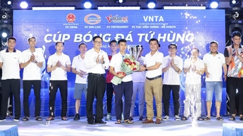 Sôi động giải bóng đá kỷ niệm 100 năm Ngày Báo chí Cách mạng Việt Nam