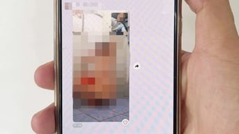Kỷ luật hiệu trưởng gửi ảnh nhạy cảm vào nhóm Zalo của trường