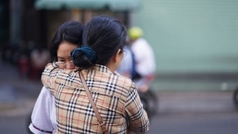 Đề thi THPT quá khó: Thí sinh "trở tay không kịp", phụ huynh lo lắng