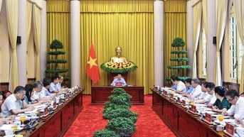 Chủ tịch nước Lương Cường làm việc với Văn phòng Chủ tịch nước về các nhiệm vụ trọng tâm thời gian tới