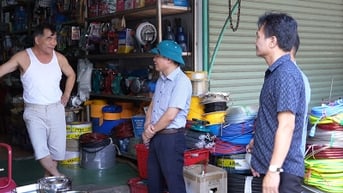 Vì sao nhiều ki ốt tại các chợ đóng cửa?