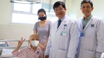 Nhiều bệnh nhi ung thư các tỉnh thành vào Bệnh viện Ung bướu TP.HCM điều trị