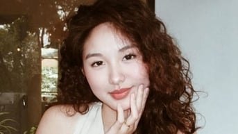 Con gái hoa khôi bóng chuyền Kim Huệ, tuổi 18 khiến dân mạng không thể rời mắt