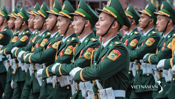 Đi giữa hoà bình