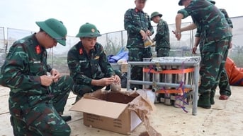 'Mục sở thị' trận địa bắn pháo hoa mừng Hải Dương - Hải Phòng hợp nhất tối 30/6