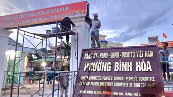 Đông Nam bộ rực rỡ trong ngày công bố chính quyền địa phương 2 cấp