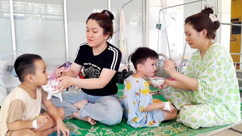 10 năm hoạt động nhân đạo của một bếp ăn từ thiện