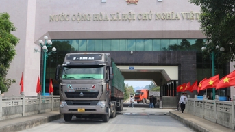 Tổng kim ngạch xuất nhập khẩu ước đạt 476,45 triệu USD - Báo Cao Bằng điện tử