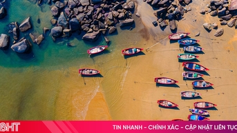 Mê mẩn với vẻ đẹp hoang sơ của biển Hà Tĩnh