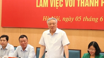 Phó Thủ tướng Thường trực họp với thành phố Hà Nội về giải quyết các vụ việc khiếu nại, tố cáo kéo dài