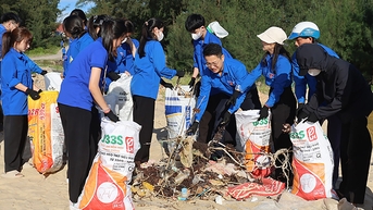 Bảo vệ đại dương bằng công nghệ, tri thức và lòng yêu biển