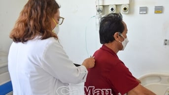 Tê bì một bên tay và căn bệnh ung thư phổi