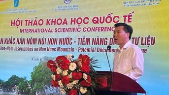Văn khắc Hán Nôm núi Non Nước - Tiềm năng di sản tư liệu