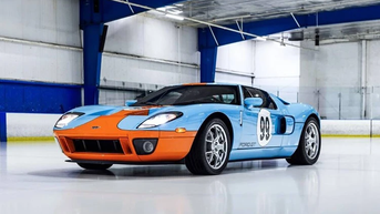 Ngắm siêu xe Ford GT huyền thoại cực hiếm nổi tiếng đấu giá