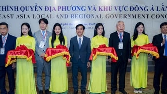 Gặp mặt các trưởng đoàn tham dự Hội nghị Chính quyền Địa phương và Khu vực Đông Á lần thứ 14