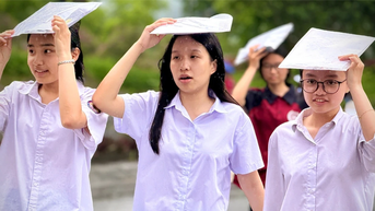 Học sinh thi vào lớp 10 THPT không chuyên hoàn thành kỳ thi