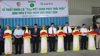 Xuất khẩu 'Gạo Việt xanh, phát thải thấp' đầu tiên sang Nhật Bản