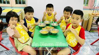 Nỗi lo quản lý trẻ trong dịp hè