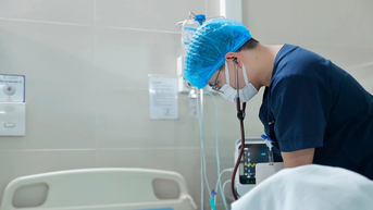 Bộ Y tế: Tăng cường sản xuất, nhập khẩu thuốc phòng, chống COVID-19