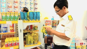 Mở đợt cao điểm đấu tranh, ngăn chặn buôn lậu, gian lận thương mại