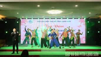 Tọa đàm "Phát huy vai trò giới trong xây dựng gia đình hạnh phúc" tại thành phố Lạng Sơn