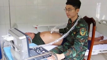 Cấp cứu kịp thời cho ngư dân tại đảo Trường Sa